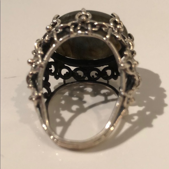 LABRADORITE SILVER METAL INTRICATE DESIGN RING - Picture 4 of 7